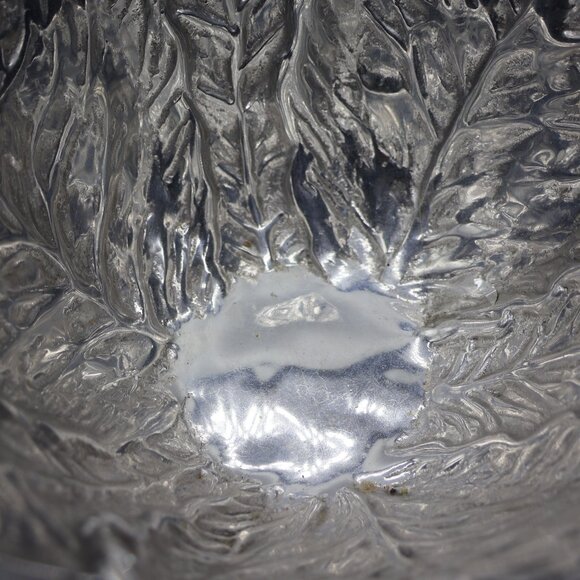 Gorgeous Metal Lettuce Bowl - Might Be New! - Picture 5 of 7